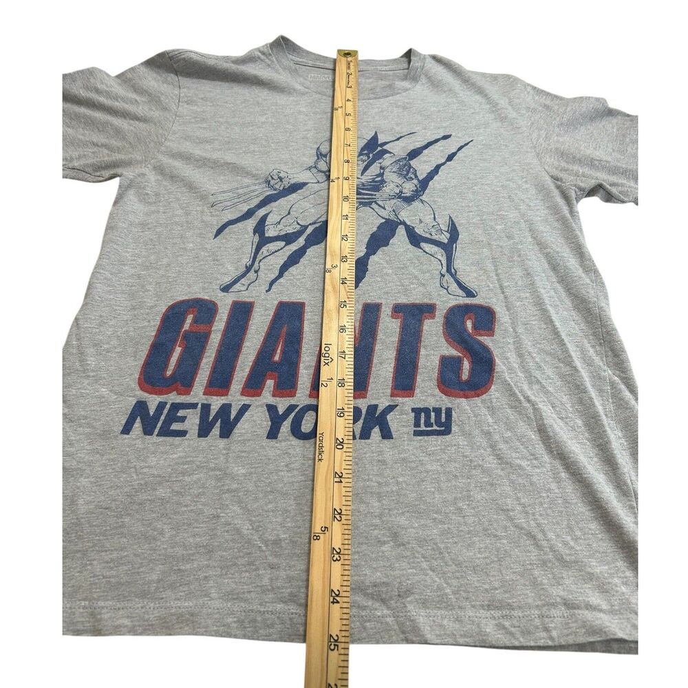 Marvel x Junk Food NY Giants Wolverine Graphic Tee Heather Gray NFL T-shirt - Picture 5 of 8